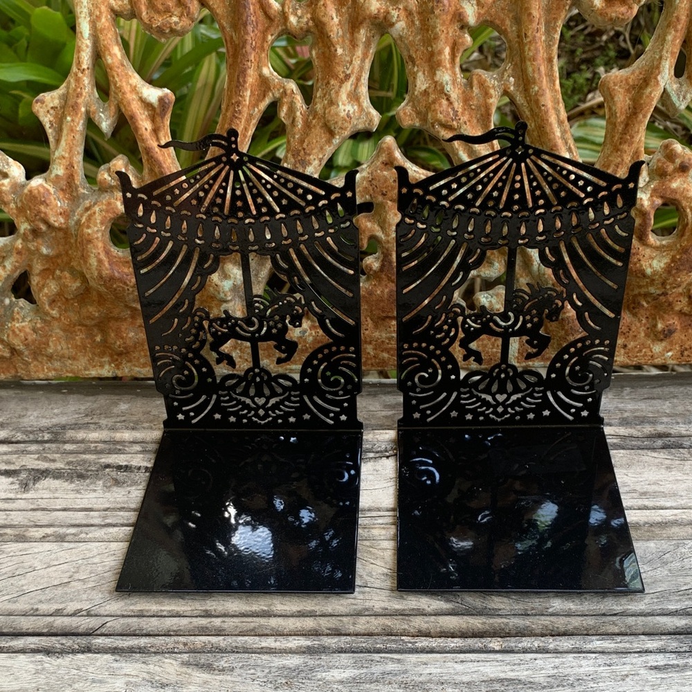 The Night Circus Cruel Illusions Margie Fuston Black Metal Bookends - Picture 8 of 9